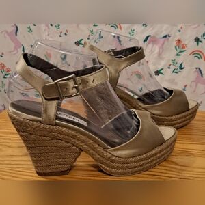 Castaner Metallic Gold Silk & Jute Wedge Boho Neutral Peep Toe Heel Shoe SZ 38